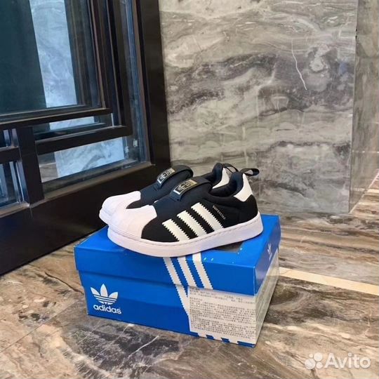 Кроссовки детские adidas новые размеры 22-36