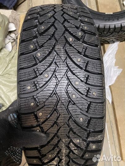 Formula Ice 215/60 R17