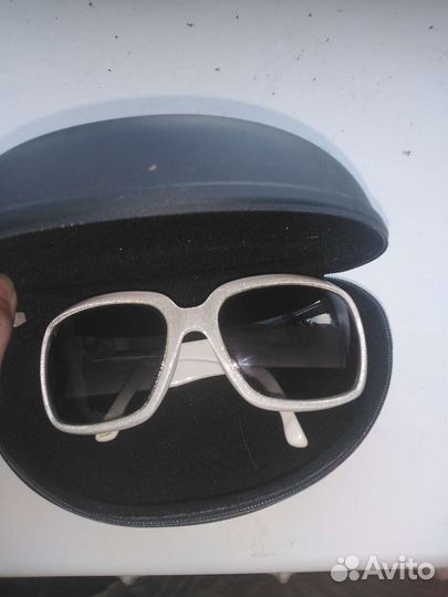 Солнцезащитные очки
