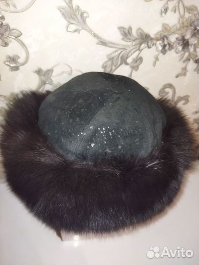 Шапка женская с натуральным мехом