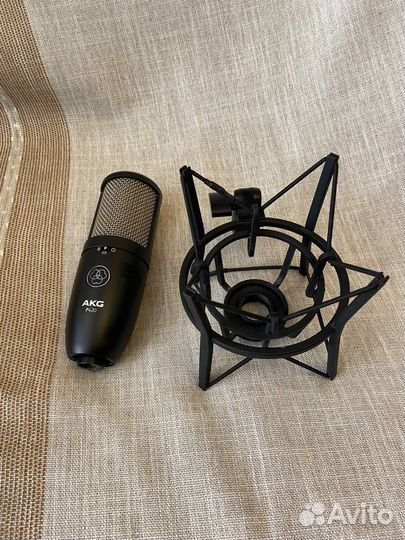 Микрофон AKG P420