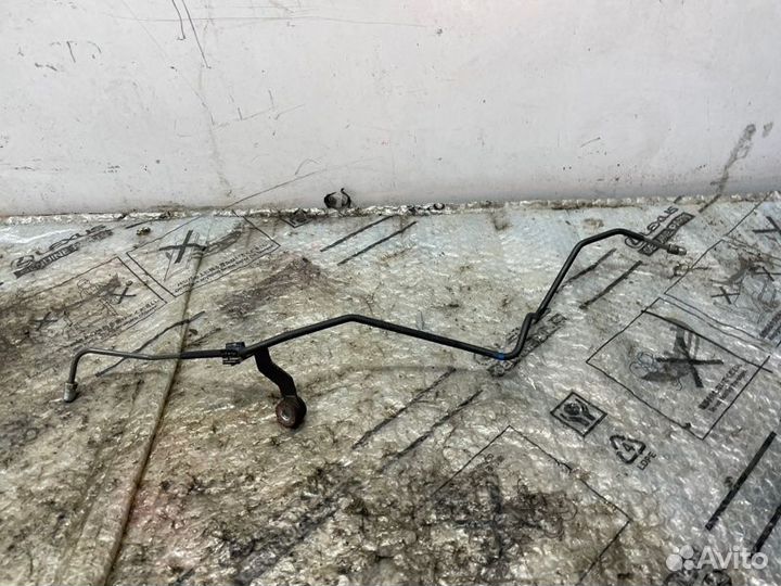 Трубка гидроподвески задняя Lexus Lx570 3UR-FE 5.7