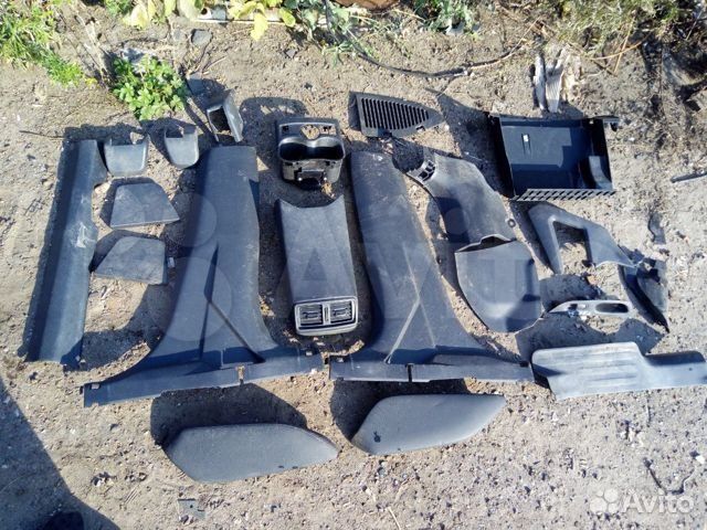 Пластик салона Nissan X-trail T 32