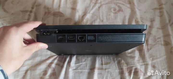 Продам пс4 слим,playstation4 slim