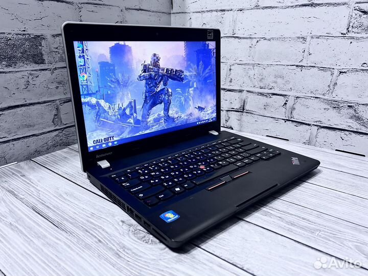 Мощный компактный ноутбук Lenovo Core i5/8gb озу