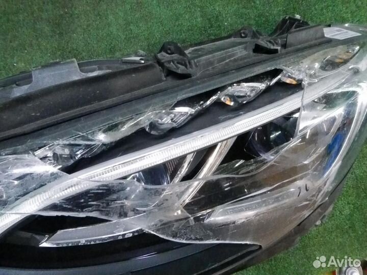 Фара левая Mercedes-Benz S-Class