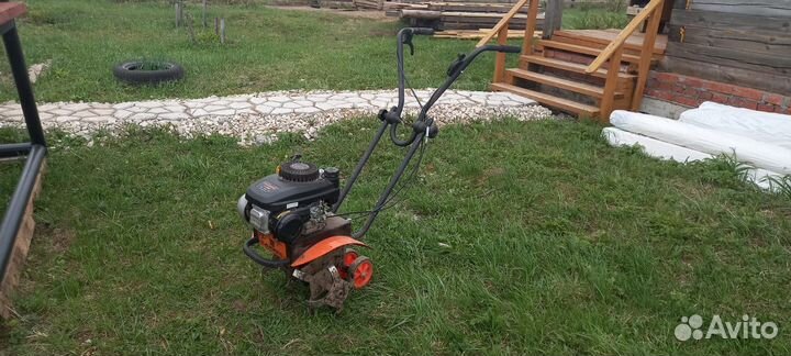 Бензиновый культиватор