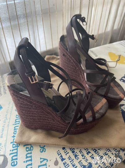 Босоножки burberry оригинал