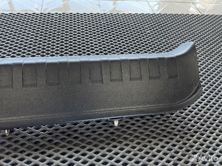 Обшивка багажника Lexus Gx460