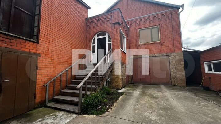 Дом 203 м² на участке 7 сот.