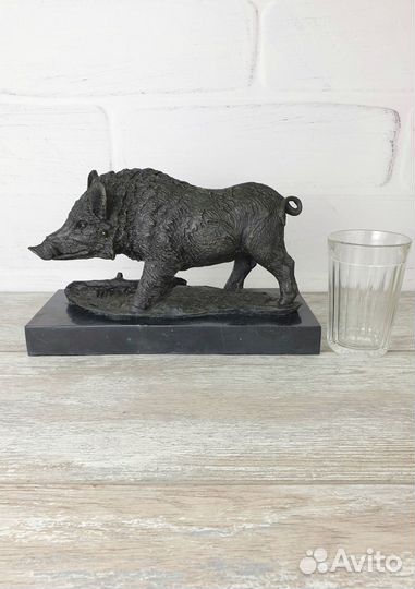 Бронзовая статуэтка 