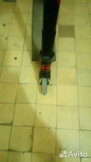 Продам трюковой самокат