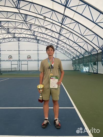 Тренер/спарринг по большому теннису