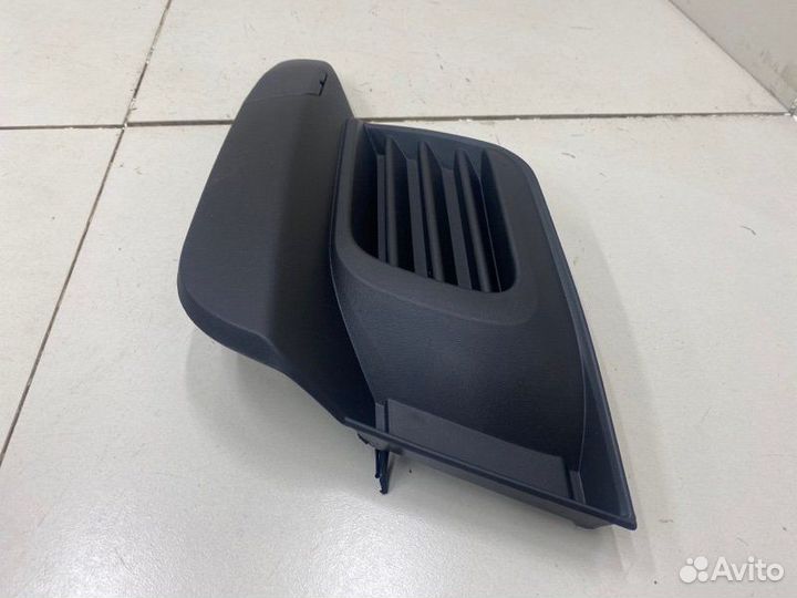 Решетка в бампер правая Renault Logan 2 После 2018