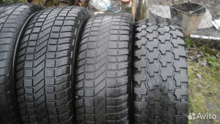 Bridgestone Dueler H/P 265/70 R15