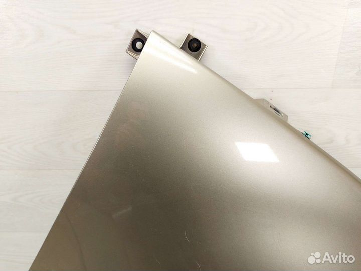 Крыло переднее правое Renault Scenic 3. 2009-2012