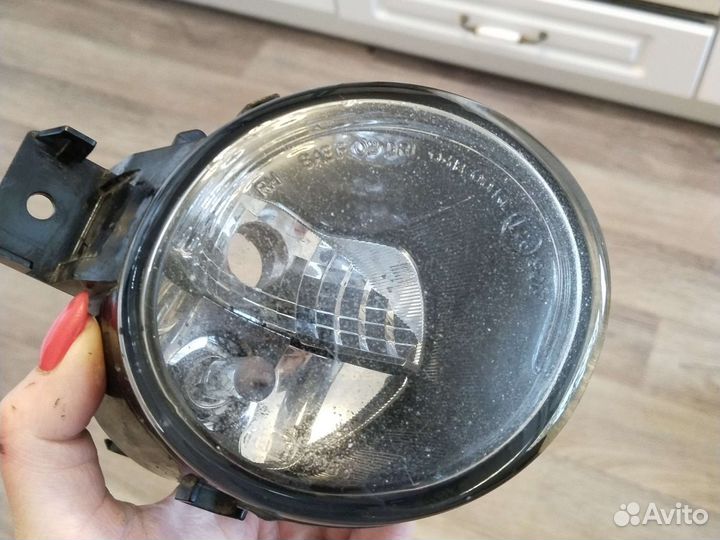 Фара противотуманная правая Nissan Pathfinder R52