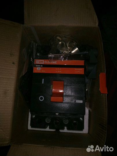 Автоматический выключатель TDM electric BA88-35