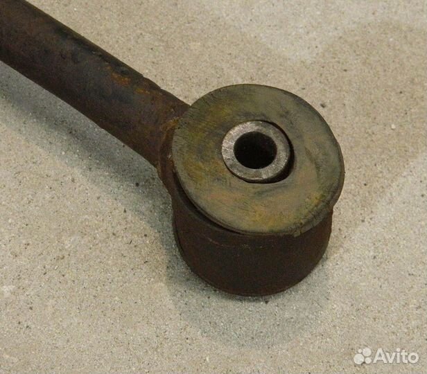 Тяга задняя левая продольная Maxima J30