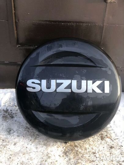 Колпак запасного колеса suzuki grand vitara