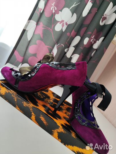 Туфли женские 39 размер новые