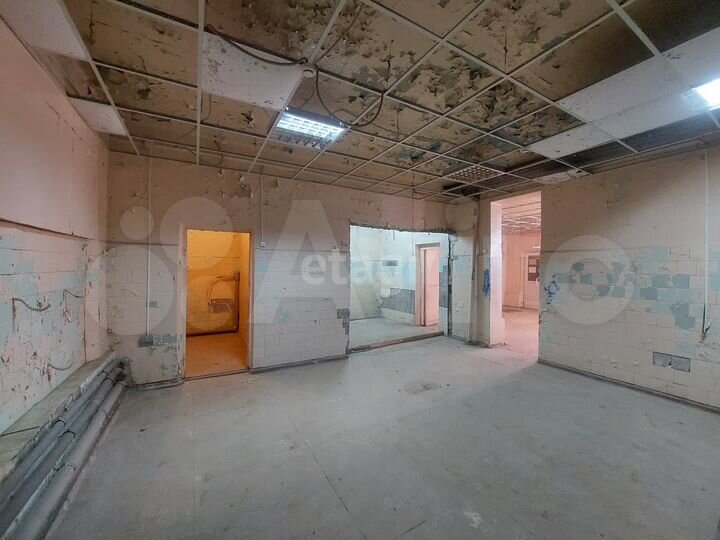 Продам торговое помещение, 160.9 м²