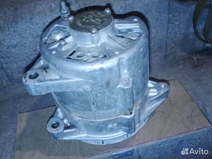 Генератор на камаз СССР 14В 85А Ал35 катэк 740
