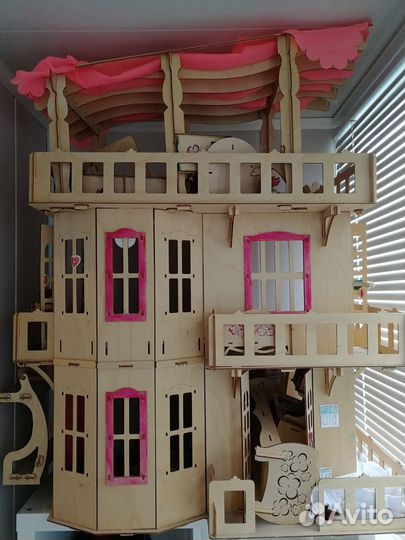 Кукольный домик для барби