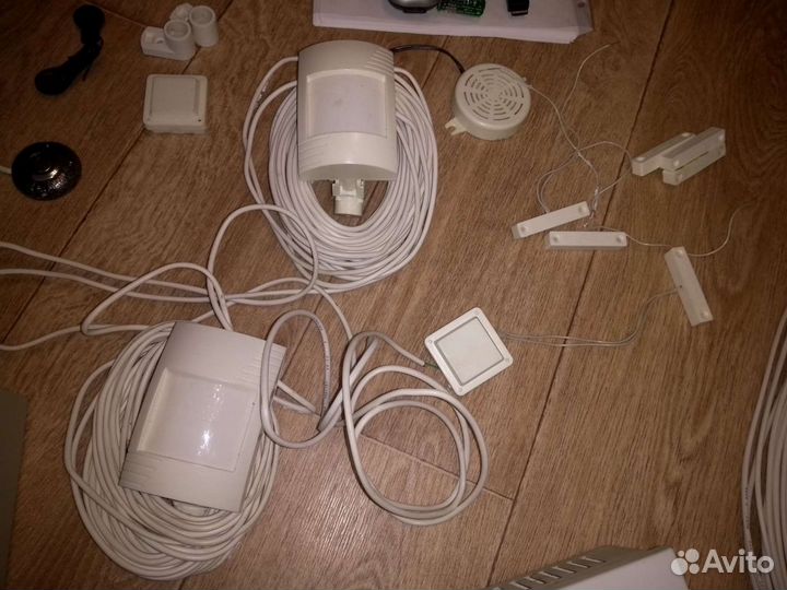 Контакт GSM-4-2