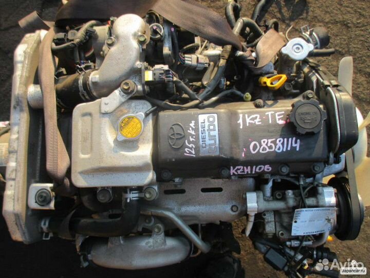 Продам интеркулер Toyota Hiace KZH 106 1kzte