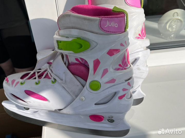 Коньки хоккейные для девочки