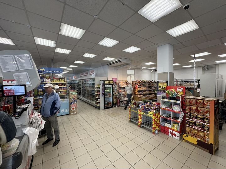 Помещение с Магнитом