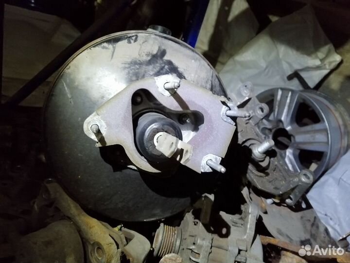 Вакуумный усилитель Nissan Qashqai цилиндр