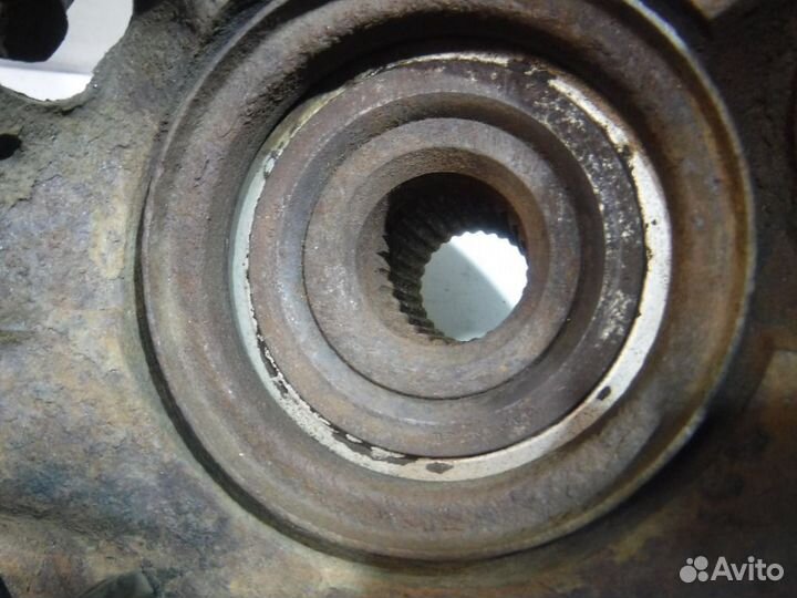 Кулак передний правый Rover 416