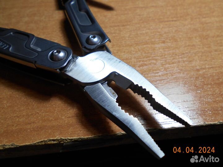 Продам мультитул Leatherman Рев