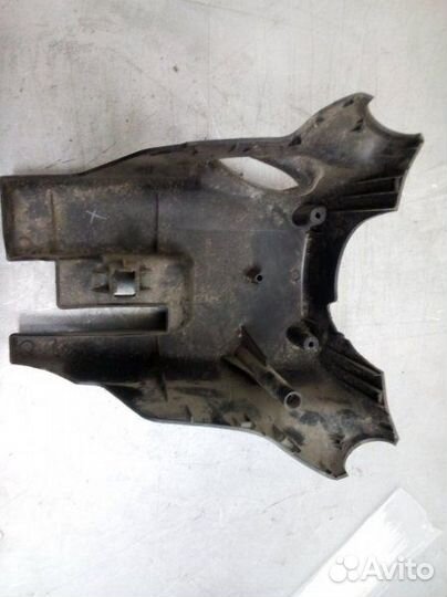 Кожух рулевой колонки Nissan Note 2005-2014