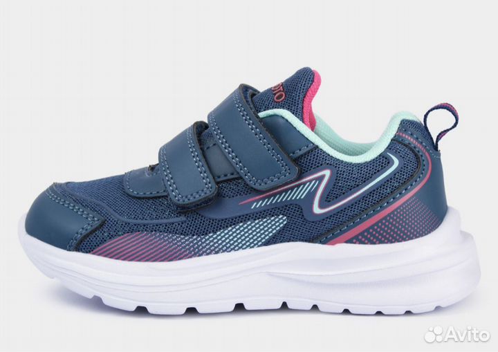 Новые кроссовки для девочки р 30,31