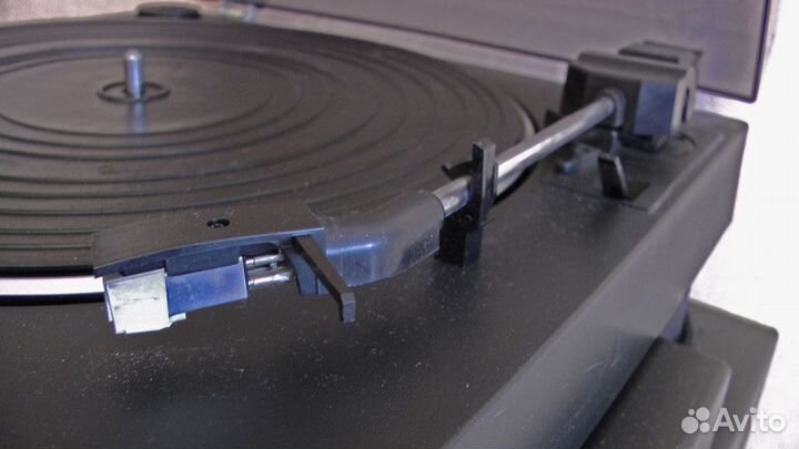 Проигрыватель винила Sony PS-LX46P