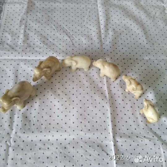 Слоники мраморные