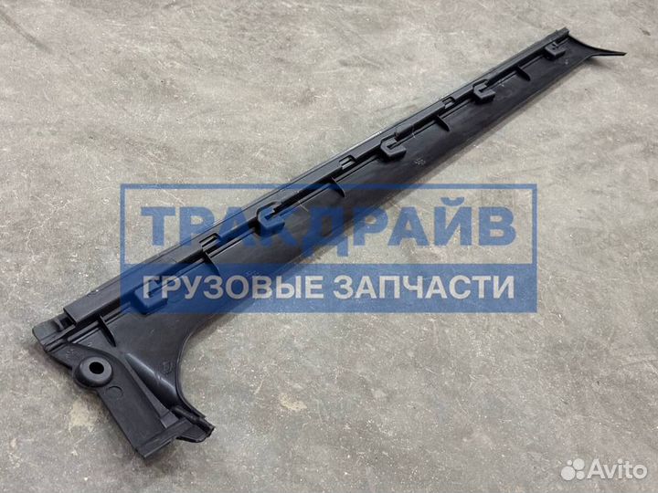 Панель (молдинг) кабины левая для автомобилей Скания 6/7 серии