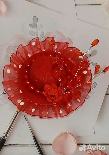 Заколка шляпка