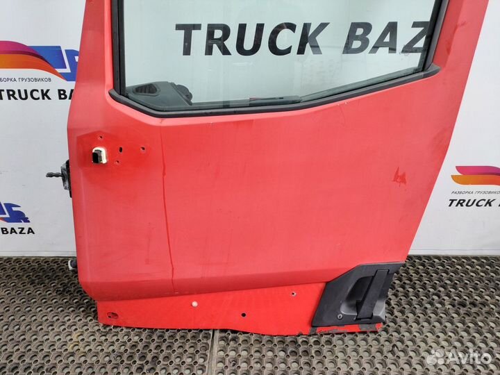 Дверь передняя левая Renault T