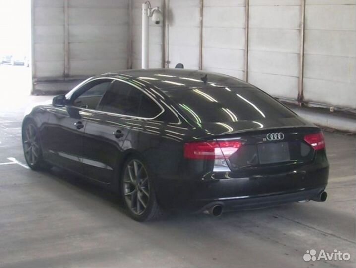 В разборе Audi A5 (8T) 2011г. 4WD, 2,0л. 211 л/с