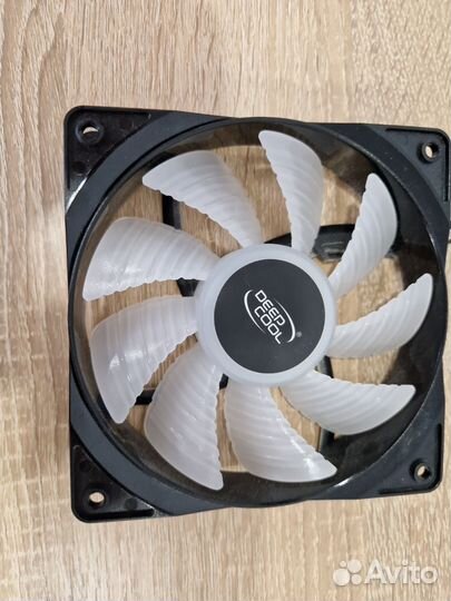 Вентилятор Deepcool для компьютера