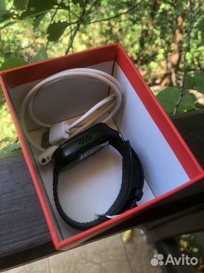 Смарт часы телефон с gps