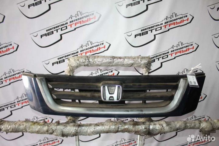 Решетка радиатора honda CR-V RD1 RD2 1 модель H592