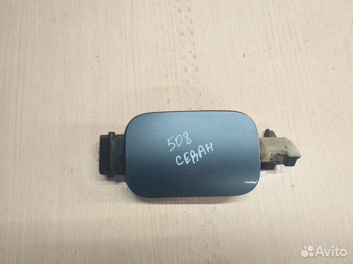 Лючок бензобака Peugeot 508