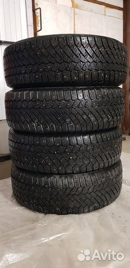 Gislaved Nord Frost 200 SUV 225/60 R18 104T
