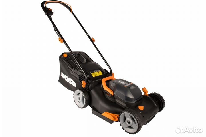 Аккумуляторная газонокосилка Worx WG743E