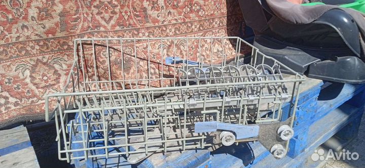 Всё внутриности для посудомоечной машины